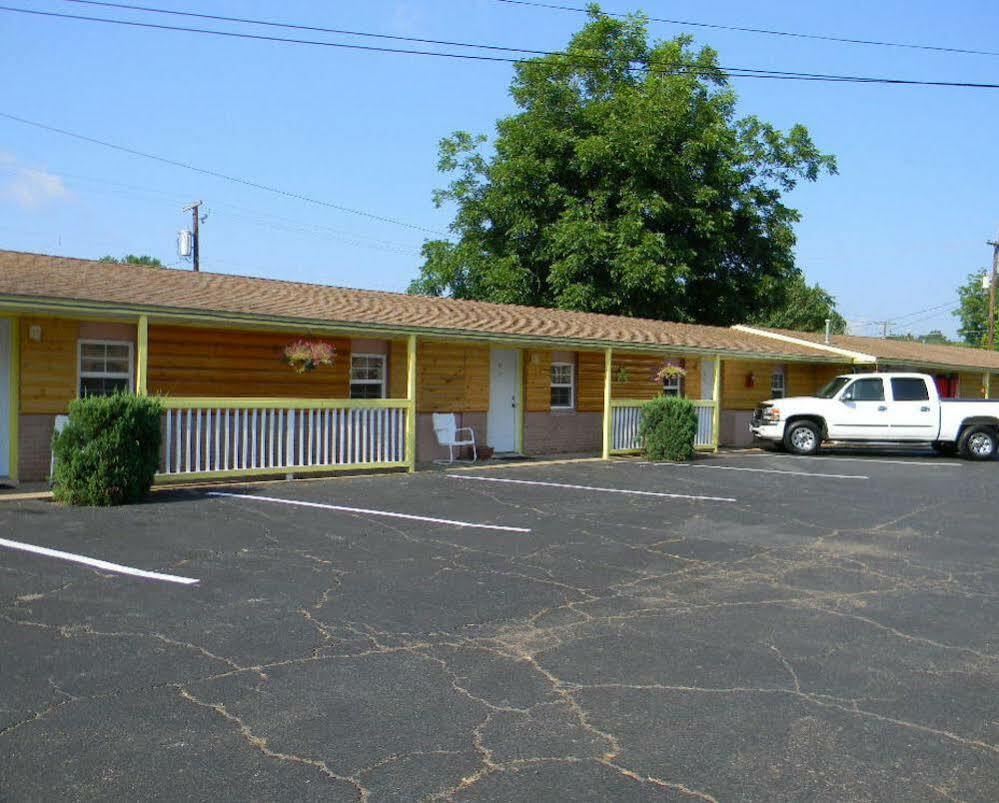 Little Shamrock Motel Murfreesboro Exterior photo